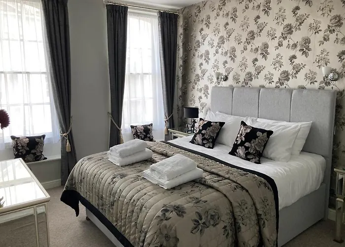 Assembly View - Two Bedroomed Apartment With Parking Permit In Ludlow Town Centre